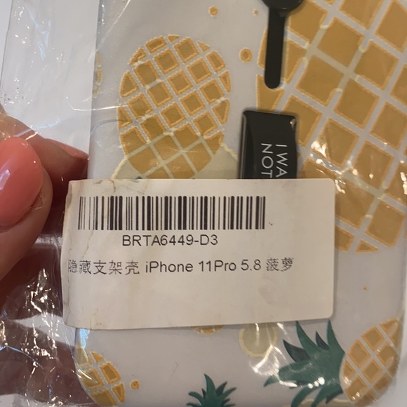 NWT iPhone 11 Pro pineapple phone case - Picture 6 of 6